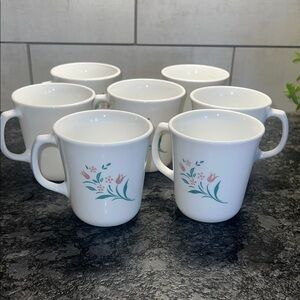 Corning Set of 7 cups. Rosemarie Floral White Ceramic Mugs Set